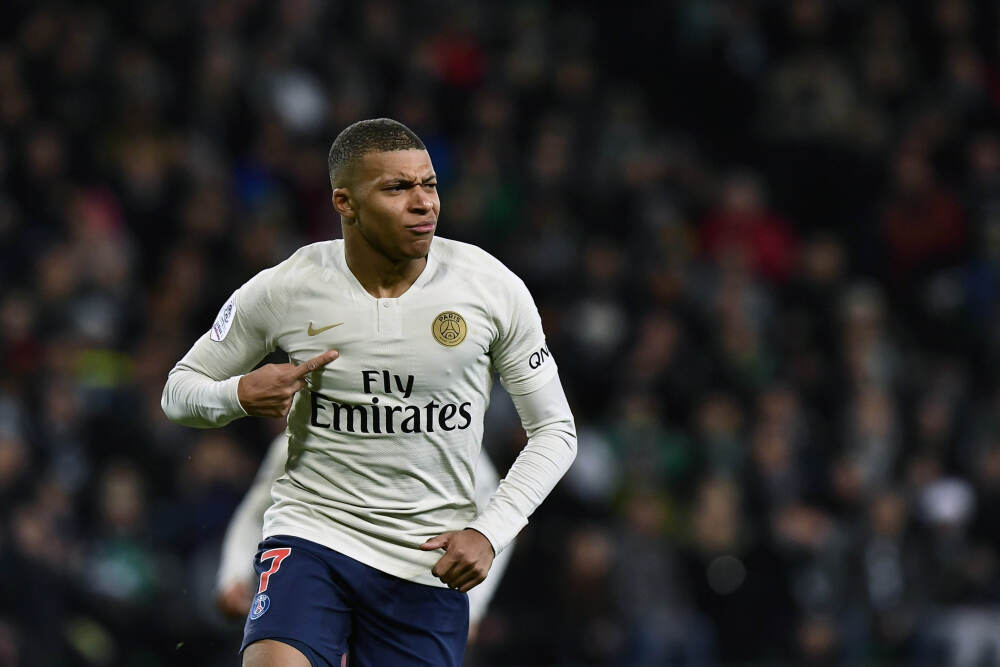 胜率刚好50%！记者：卢赛前定的目标是剩下的比赛至少35胜20负